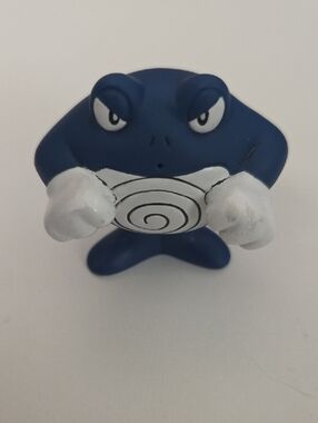 Pokemon - 1999 Burger King Poliwrath water squirter toy figure.